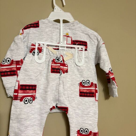Kit + Pearl Baby Boy Girl Unisex Future Hero Firefighter Two Piece Set 12M - Picture 7 of 7